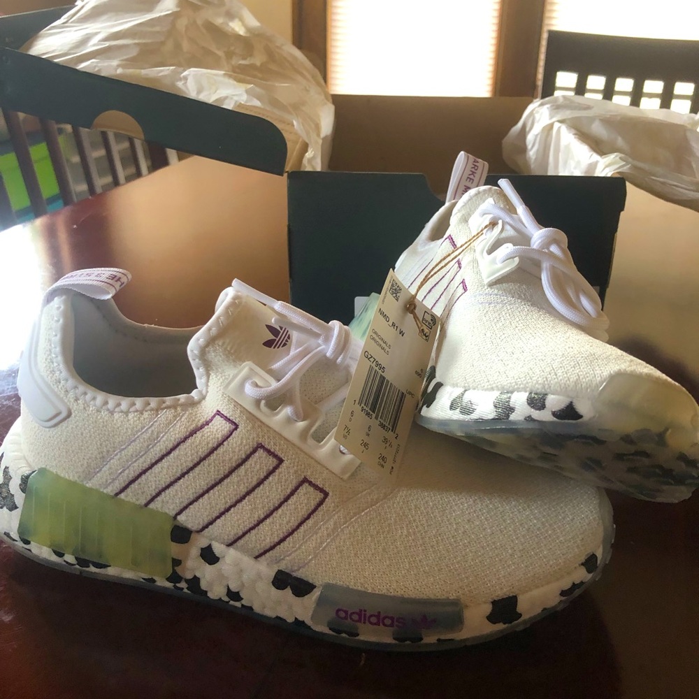 Adidas NMD R1 women’s size 7.5